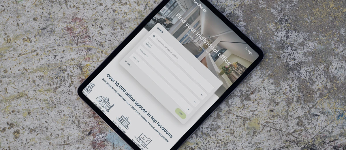 Foto: Tablet liegt auf Betonboden, Website Bürosuche.de ist geöffnet