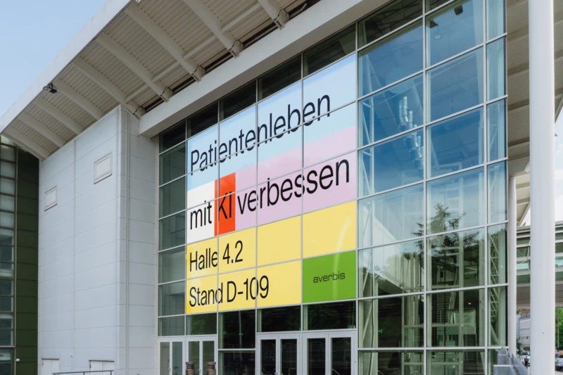 Teaser für Averbis Messestand: Display Advertising für Messe "Patientenleben mit KI verbessern"